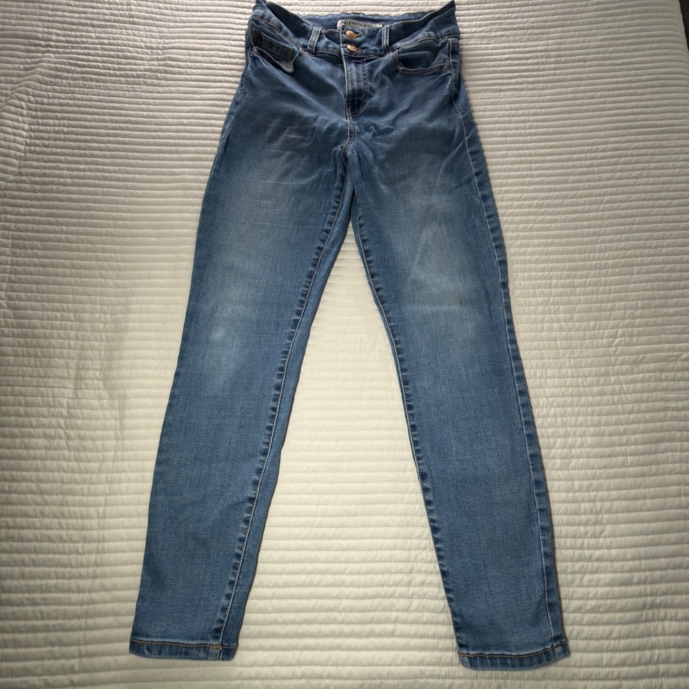 Celebrity Pink Skinny Jeans Womens 7/28 Blue Good Stretch Double Button Waist